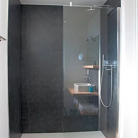 Aquavit Bed & Breakfast 4*