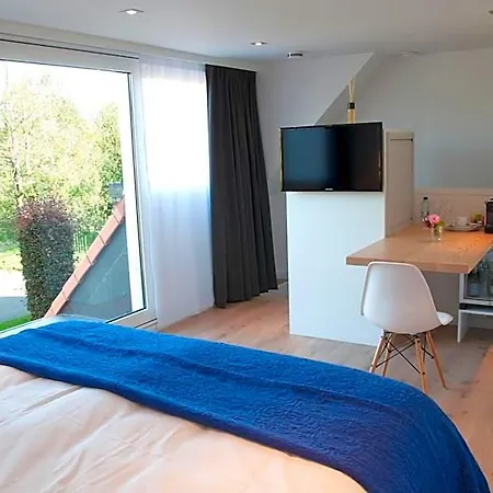 Aquavit Bed & Breakfast 4*