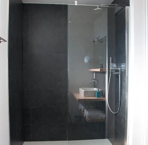 Aquavit Bed & Breakfast 4*